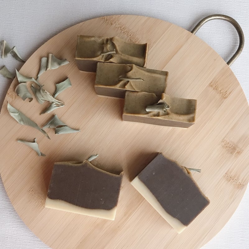 月桃とホホバオイル〈手作り石鹸〉〈コールドプロセス製法