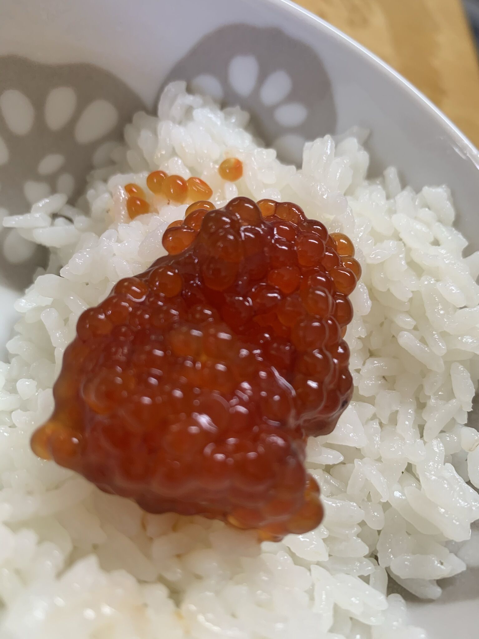 すじこ醤油漬け(180g以上)1パック | 白糸滝養魚場