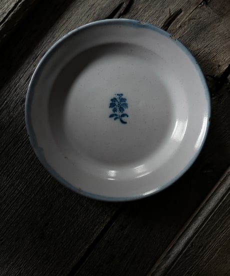 ムスティエの小花柄皿2種
