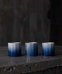 紫陽花色のヨーグルト容器