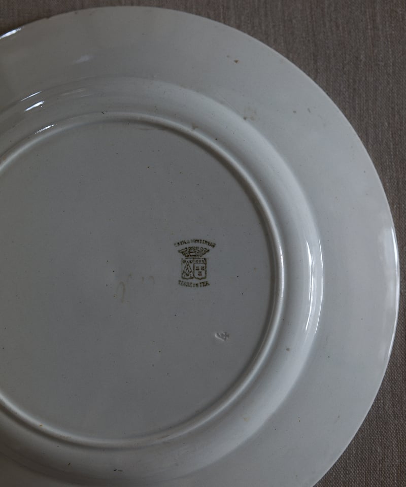 クレイユモントローの絵皿 | 1月と7月 フランスアンティーク