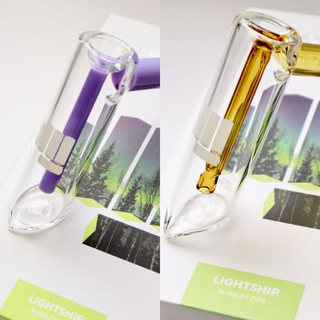 Snoop Dogg Pounds Lightship Handheld Bubbler