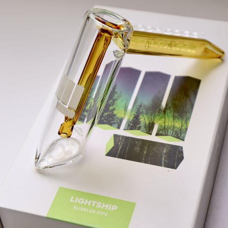 Snoop Dogg Pounds Lightship Handheld Bubbler