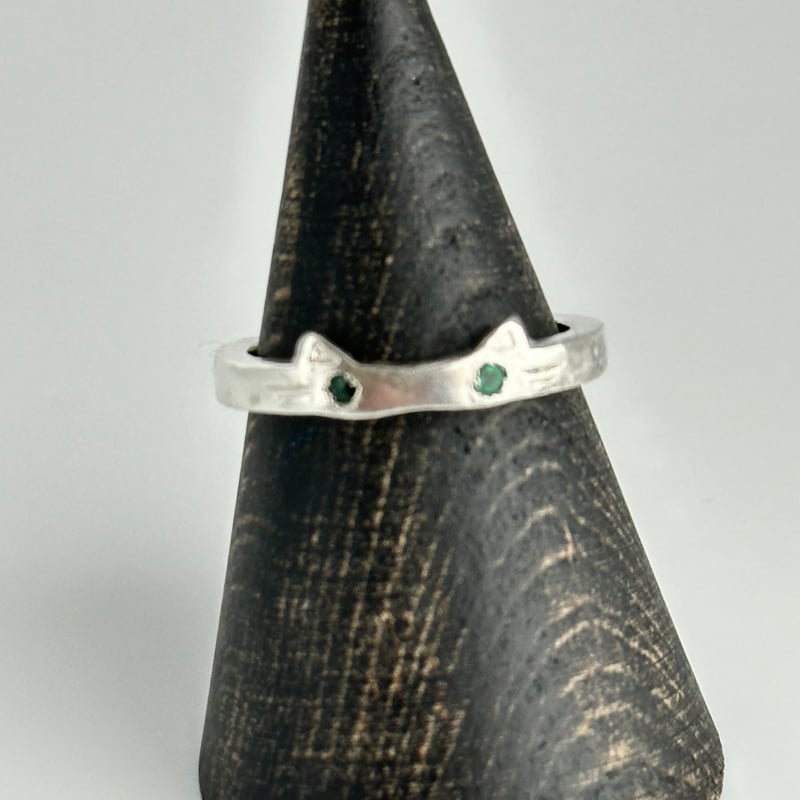 ねこ守りシリーズ】幸運の目 猫の目リング/エメラルド | ジュエリー春日