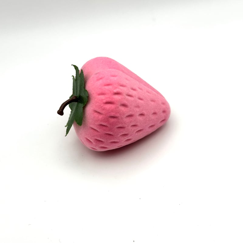 いちご型リングボックス｜ミニジュエリー収納ケース | ジュエリー春日