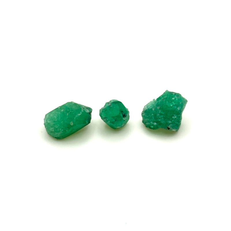 5月誕生石】エメラルド原石詰合せ｜3石 4.20ct | ジュエリー春日