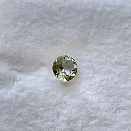 ゾイサイト 天然石ルース 0.46ct /5mm×5mm
