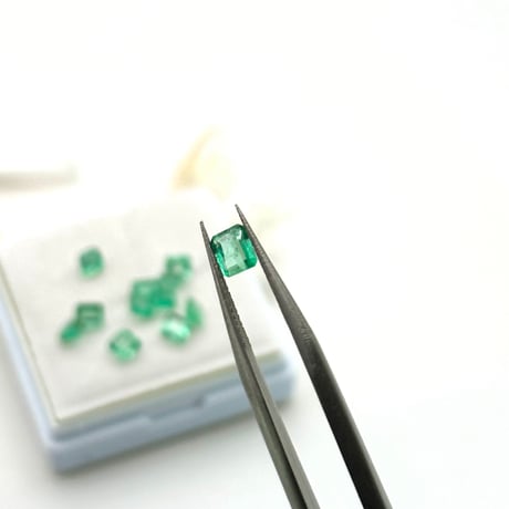 【5月誕生石】エメラルドルースセット｜12粒3.5ct