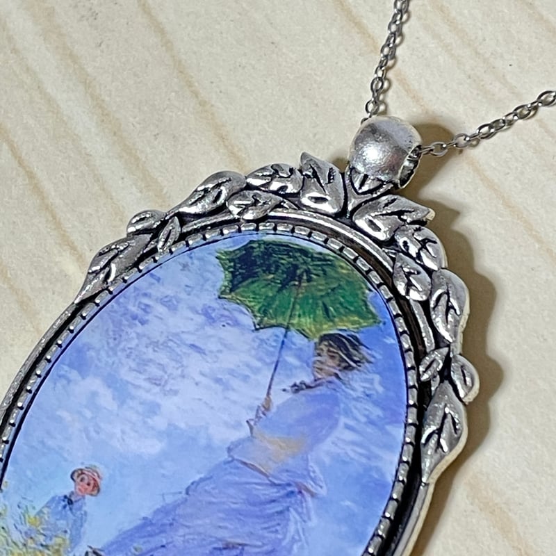 モネ「日傘をさす女性」/ アンティーク調ネックレス | ジュエリー春日