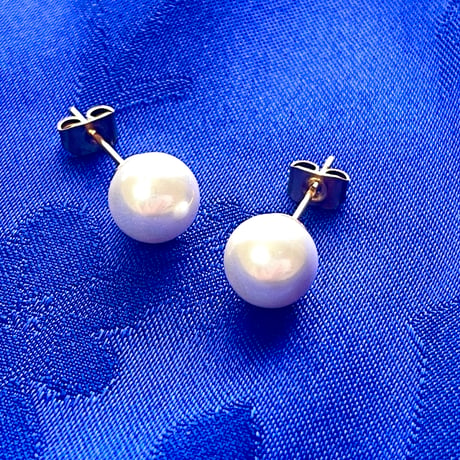 一粒パールピアス 8mm｜淡水真珠が輝く上品アクセサリー