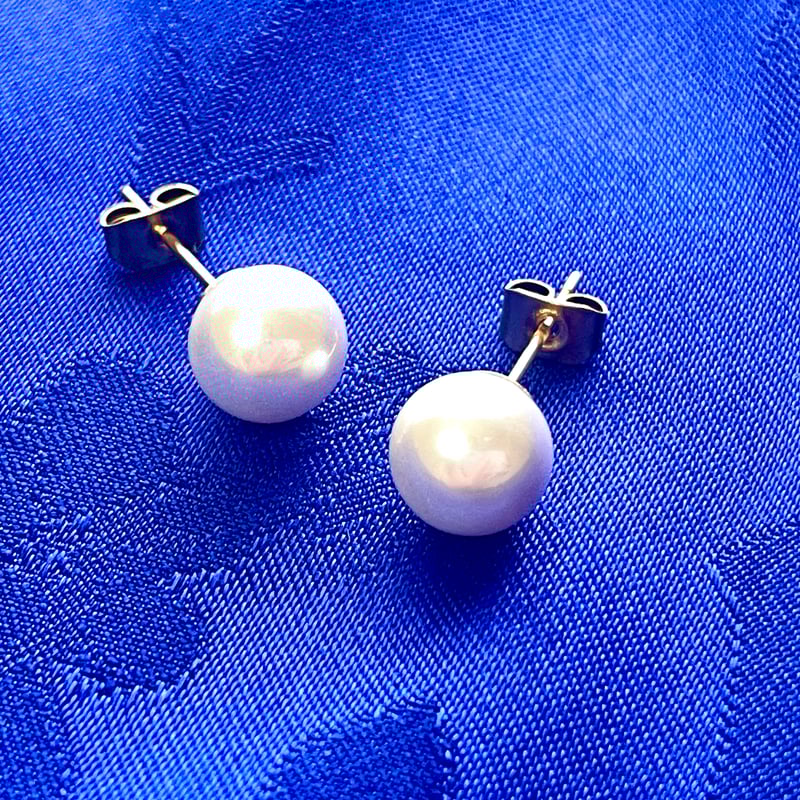 一粒パールピアス 8mm｜淡水真珠が輝く上品アクセサリー