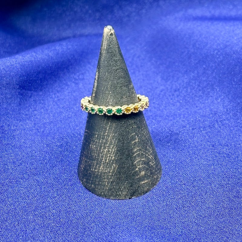 マルチカラーストーン エタニティリング｜指元を彩るカラフル