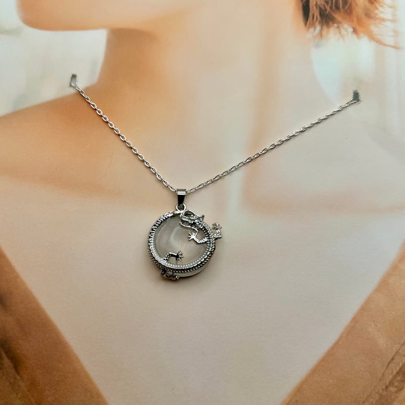 水晶 白龍のペンダントネックレス｜白龍の結晶 | ジュエリー春日