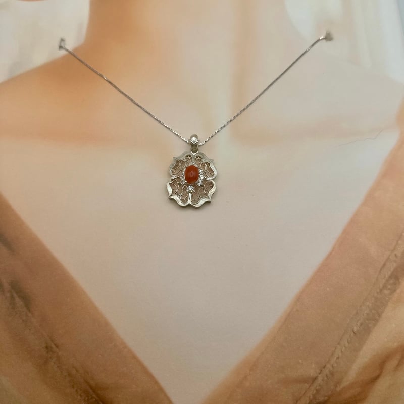 中国骨董品　中国清代宮廷蔵品　赤珊瑚ネックレス　中国古代宮廷官僚装身具　古賞物 Amazon.co.jp: 【漢唐古風】首飾り 瓔珞 漢服 中華服 仙女服用