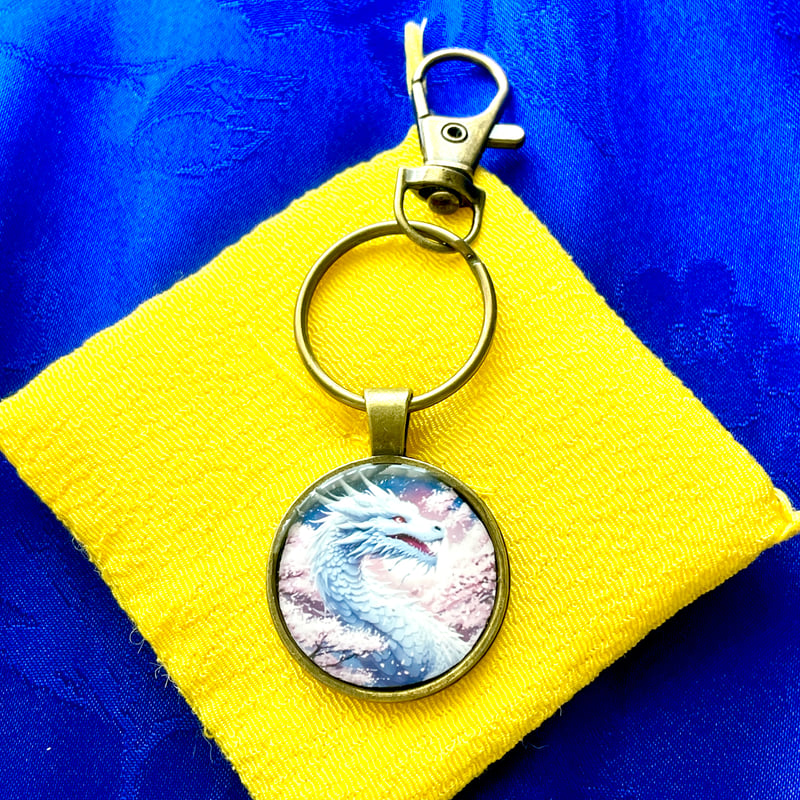 縁起物】白龍さまのお守りキーホルダー/ 龍神様 | ジュエリー春日