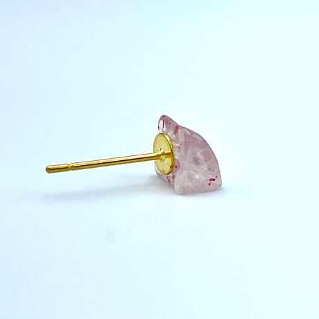 ストロベリークオーツの原石ピアス