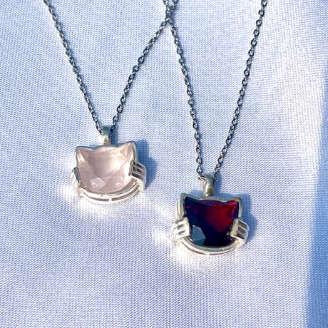 宝石ルース 『とても可愛いネコちゃんカット』ローズドフランス1.9カラット ソ付 宝石ルース 『とても可愛いネコちゃんカット』ローズドフランス