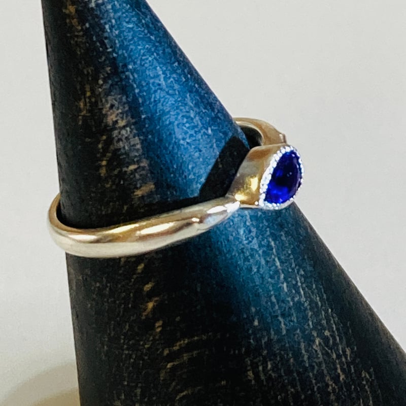 古希祝い 2月誕生石】アメジスト ペアシェイプ 一粒デザインリング/雨