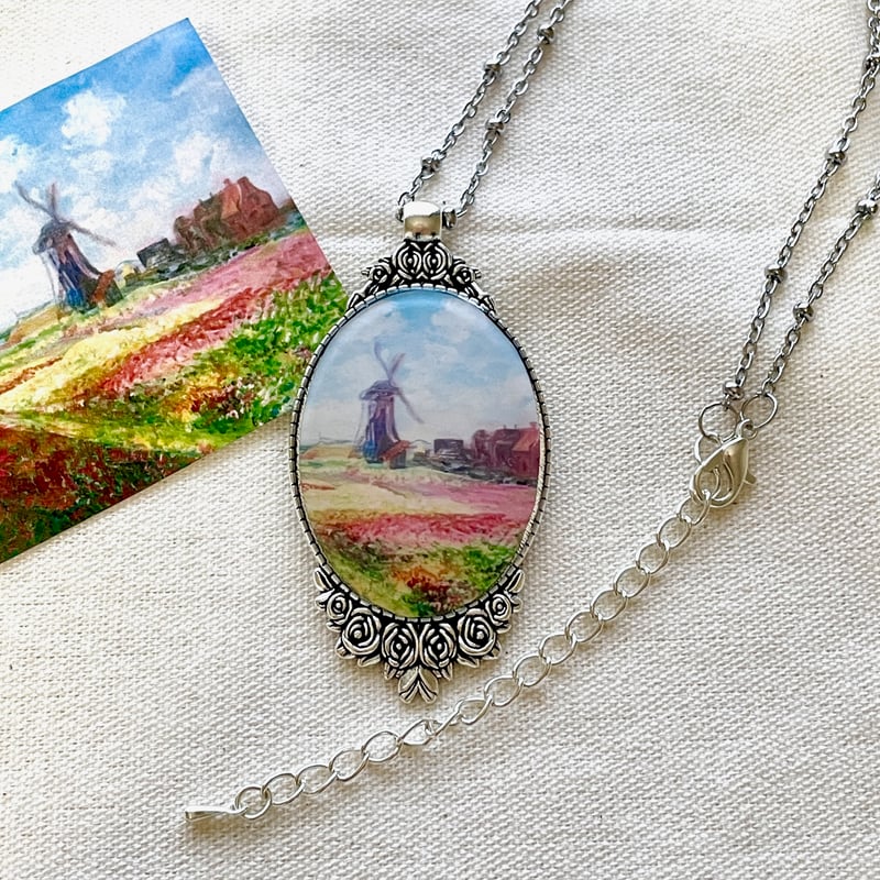 モネ「風車とチューリップ畑」/アンティーク調ローズネックレスL/世界