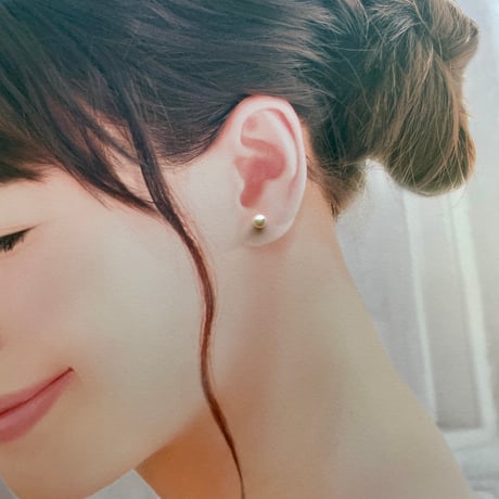 【アレルギー対応】あこや真珠の耳飾り パールピアス 5mm【6月の誕生石】