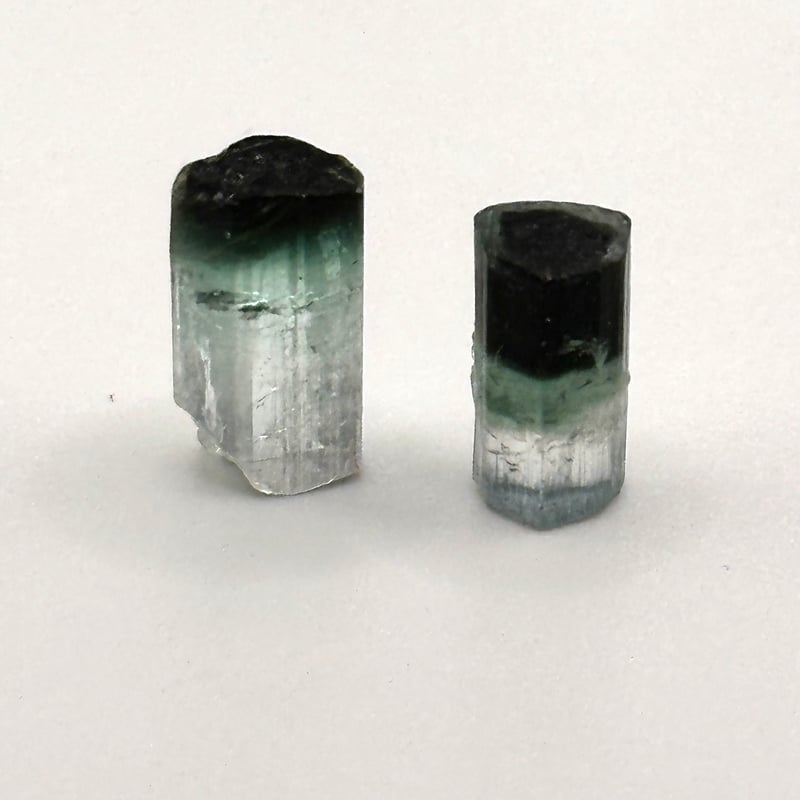 グリーントルマリン原石　水晶　観賞石 IBT-CR0444IS-350x350.jpg