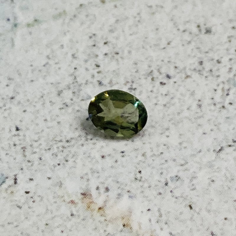 バイカラー グリーントルマリン 天然石ルース 0.33ct | ジュエリー春日