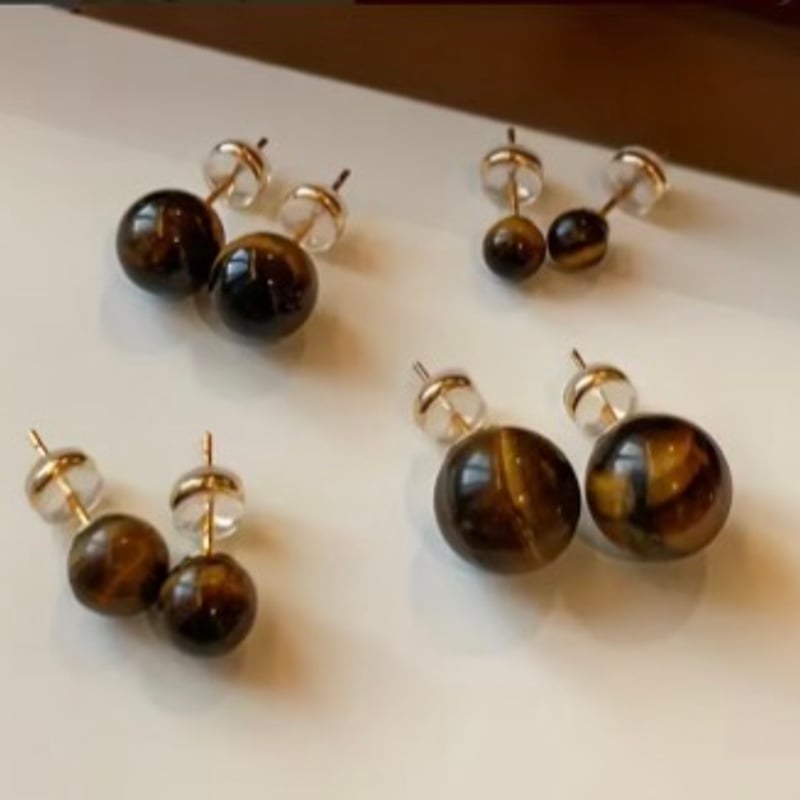 タイガーアイ風のスタッドピアス｜虎目石｜シンプルで使いやすい