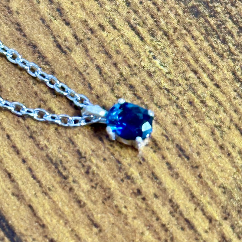 ロイヤルブルーサファイア　ペンダント ロイヤルブルーサファイア ペンダントネックレス ｜ PX05475