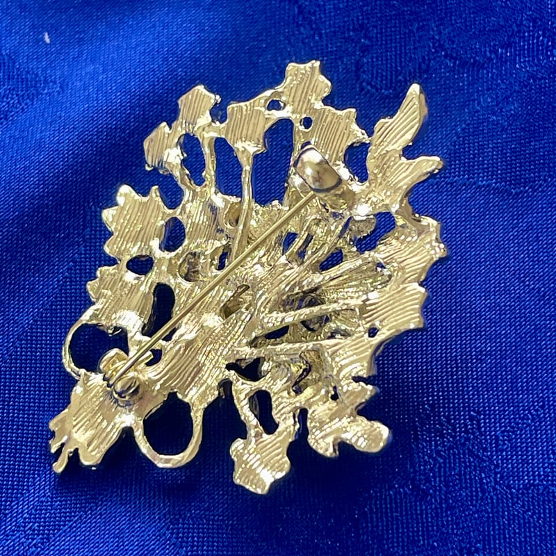 ゴールド花束ブローチ ラインストーン 上品 セレモニー
