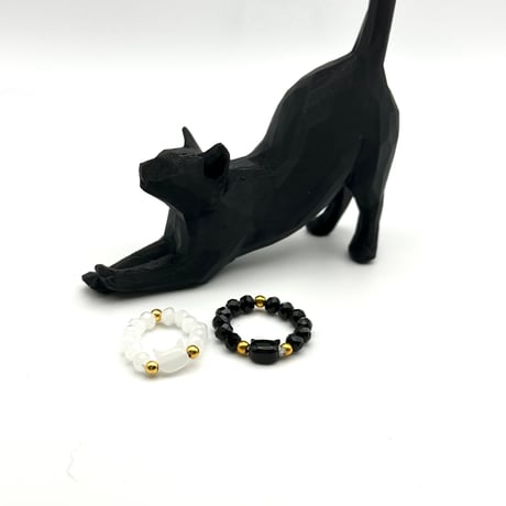 【キッズOK】白猫と黒猫のビーズリング フリーリング