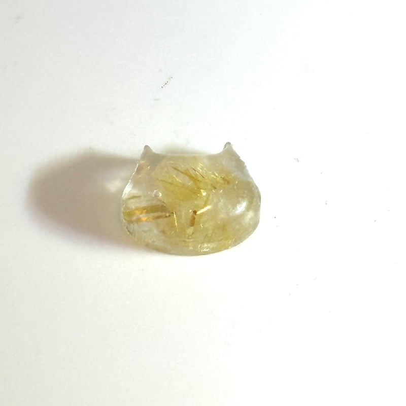 宝石ルース　 『可愛いネコちゃんカット！』希少な天然クォーツ1.47カラット！ 猫カット 天然石ルチルクォーツ｜2,222円 | ジュエリー春日