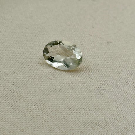 リビアングラス オーバルカット0.55ct