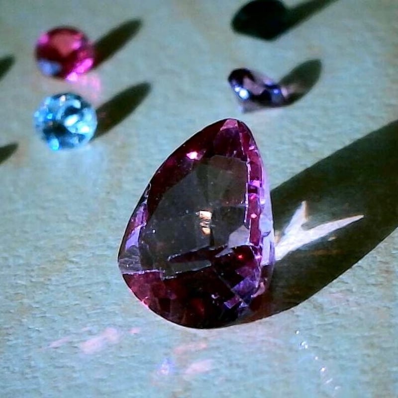 ソーティング付き】ピンクトパーズ｜トリリアンカット | ジュエリー春日