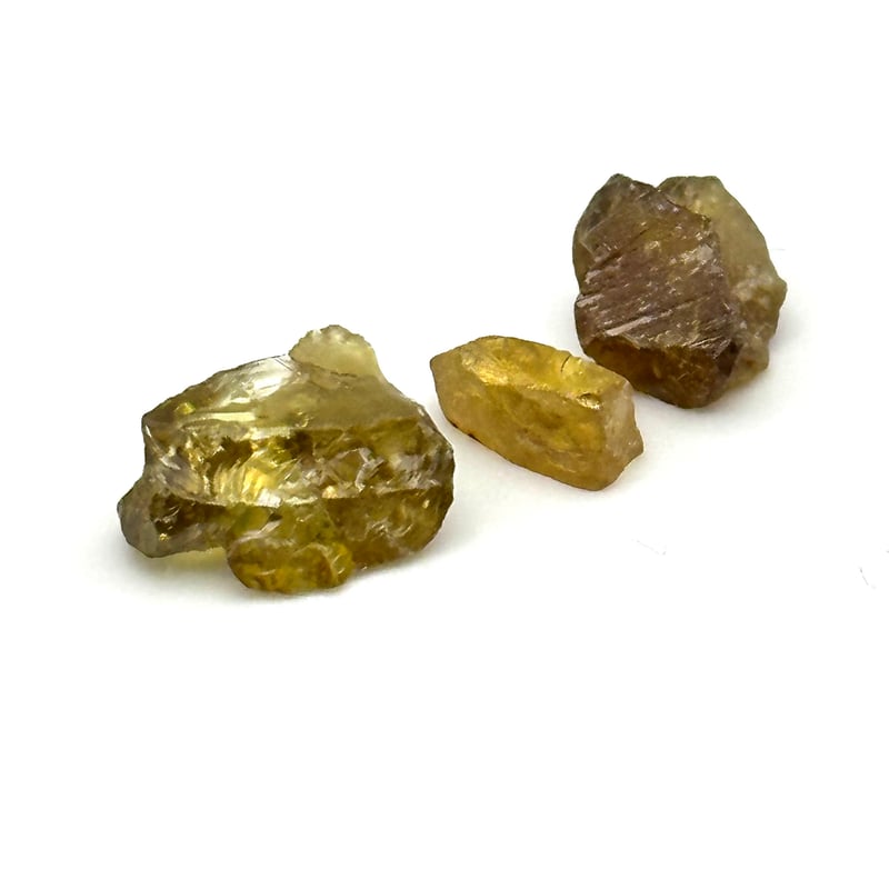 ① スフェーン原石セット｜3石 4.60ct | ジュエリー春日