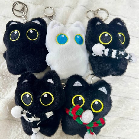 ふわもこ黒猫ぬいぐるみキーホルダー｜選べる各種シリーズ