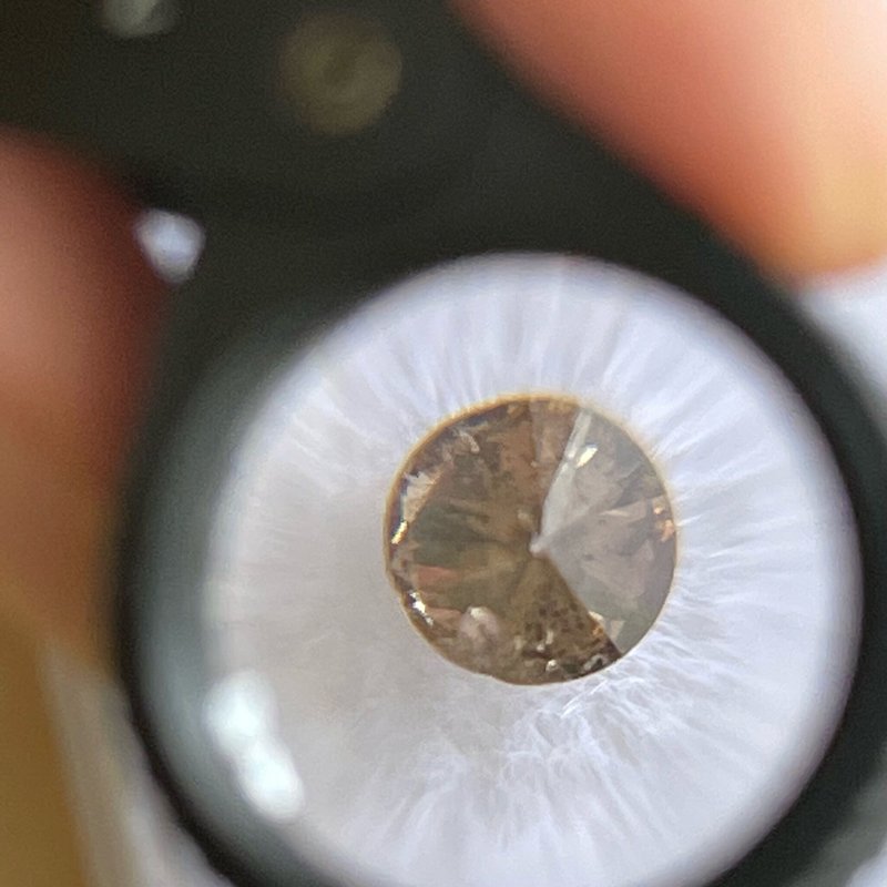 ブラウンダイヤモンド 天然石ルース 0.08ct / 2.6mm×2.6mm