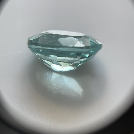 アパタイト 天然石ルース オーバル5×4mm 0.53ct