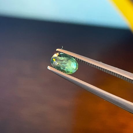 グリーンサファイヤ ルース 0.51ct