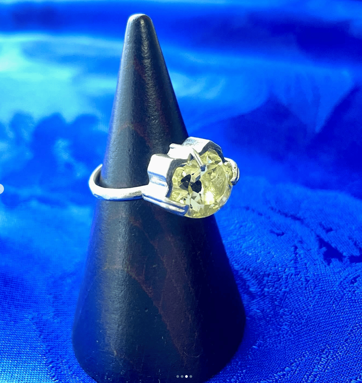 展示品】ねこの匠枠リング|猫カットレモンクォーツ2.79ct 展示品】ねこの匠枠リング|猫カットレモンクォーツ2.79ct