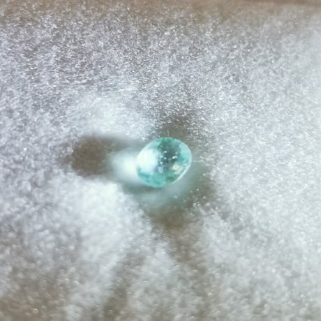 パライバトルマリン 天然石ルース 0.20ct /4.6mm×3.6mm
