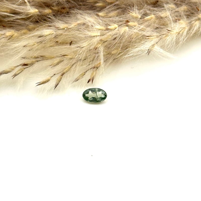 グリーンアパタイト 天然石ルース オーバル5×3mm 0.25ct