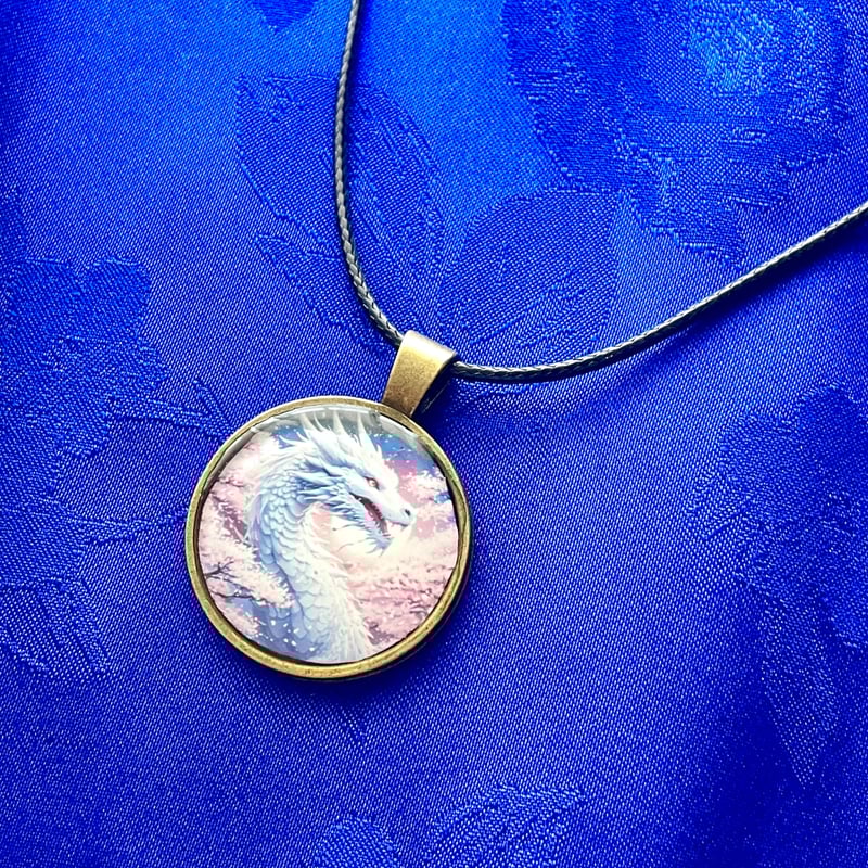 縁起物】白龍さまのお守りネックレス/ 龍神様 | ジュエリー春日