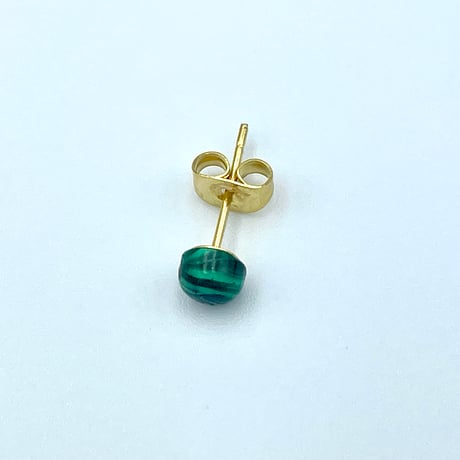 【男性OK】天然石マラカイトのシンプルピアス（濃緑）