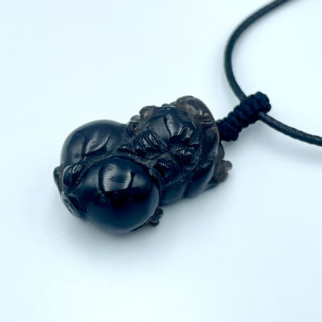 貔貅様（ヒキュウ様）の天然石ネックレス/クオーツ・スモーキークオーツ（水晶）