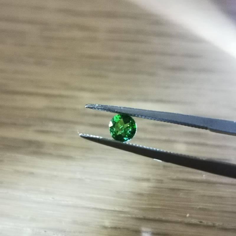 希少石】ダイオプサイト天然石ルース 0.23ct / 4.0mm×4.0mm