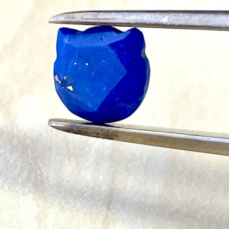 【有名研磨師NOBU氏作】猫ちゃんカット ラピスラズリ 天然石ルース /7.5mm×8.0mm