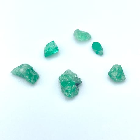 【5月誕生石】エメラルド原石 6石セット