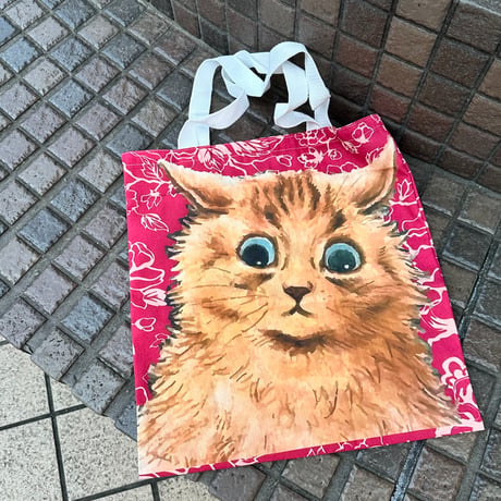 【大人のためのアート雑貨】ルイス・ウェインの猫トートバッグ｜街で映えるアートな猫〈ピンクver.〉
