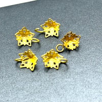 【真鍮製】花の石座ペンダントトップ空枠(5つセット）