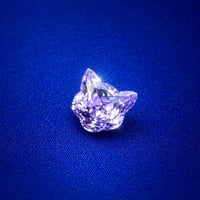 猫カットルース｜紫水晶のような輝き・お守り猫ストーン